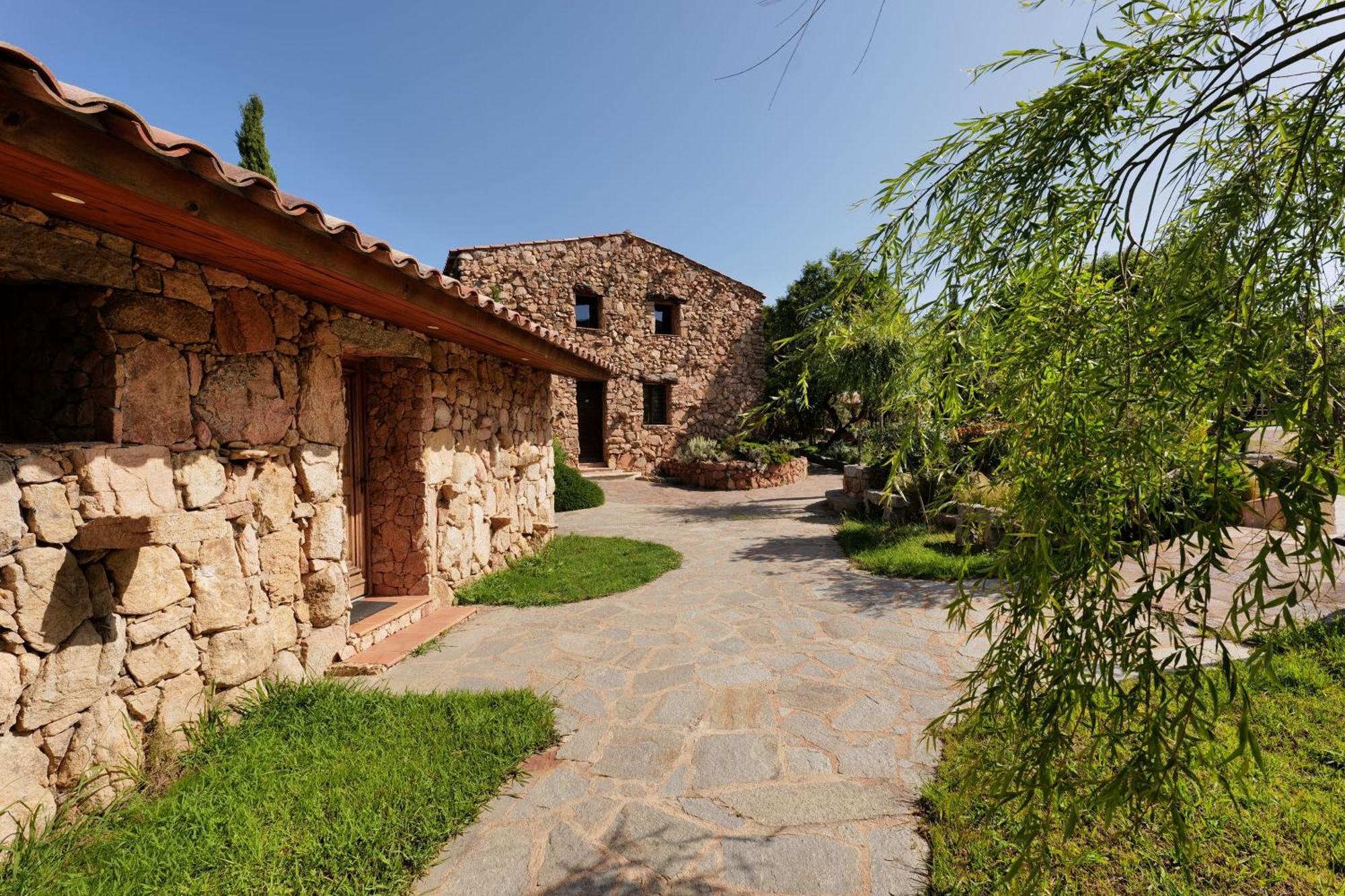 Domaine Pozzo Di Mastri Hotel & Spa Figari  Exterior foto